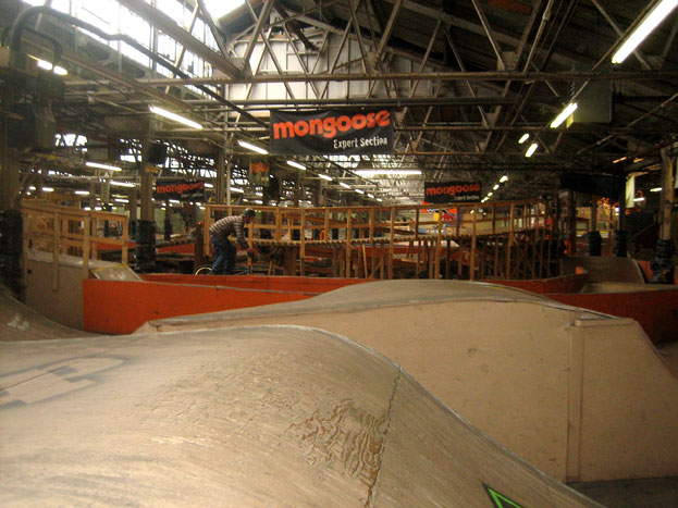 rays_indoor_MTB_center_room1